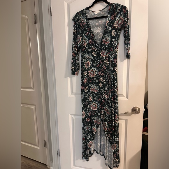 Springfield floral dress. Excellent condition. No trades. - Picture 1 of 7